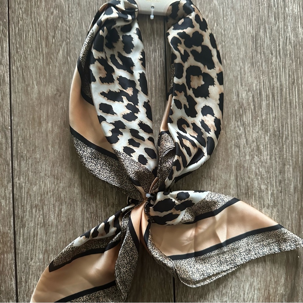 Animal Print faux Silk Scarf & gold brooch, NWT